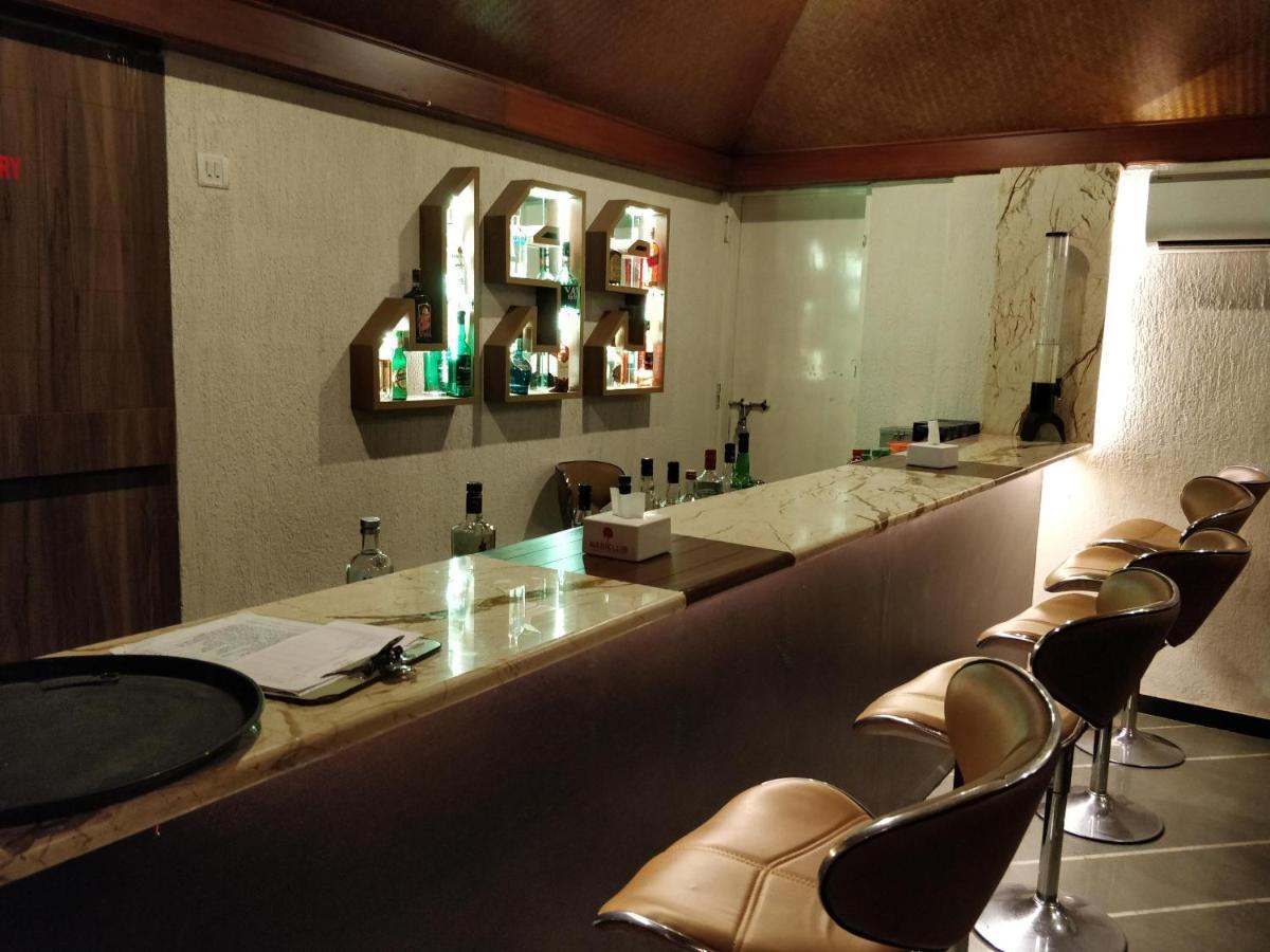 Hotel Nasiklub Zewnętrze zdjęcie